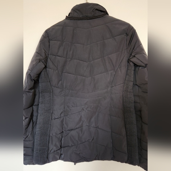 Winter jacket size US 4 - Picture 2 of 4
